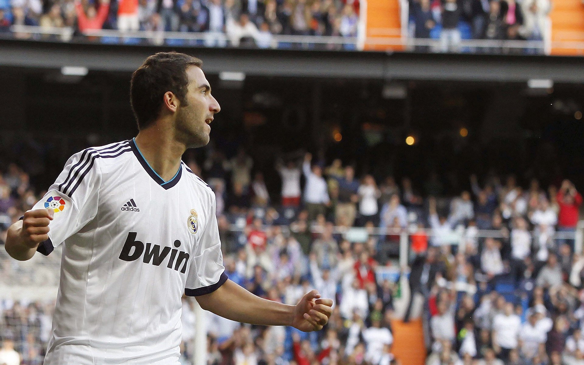 威少连续三场20+表现惊艳,美球迷回忆17年辉煌,威少连续三双场次记录