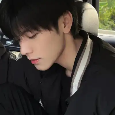 阚旦娅